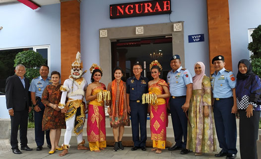 SMK Penerbangan Cakra Nusantara Berkesempatan Sambut kedatangan KASAU RTAF di Bali