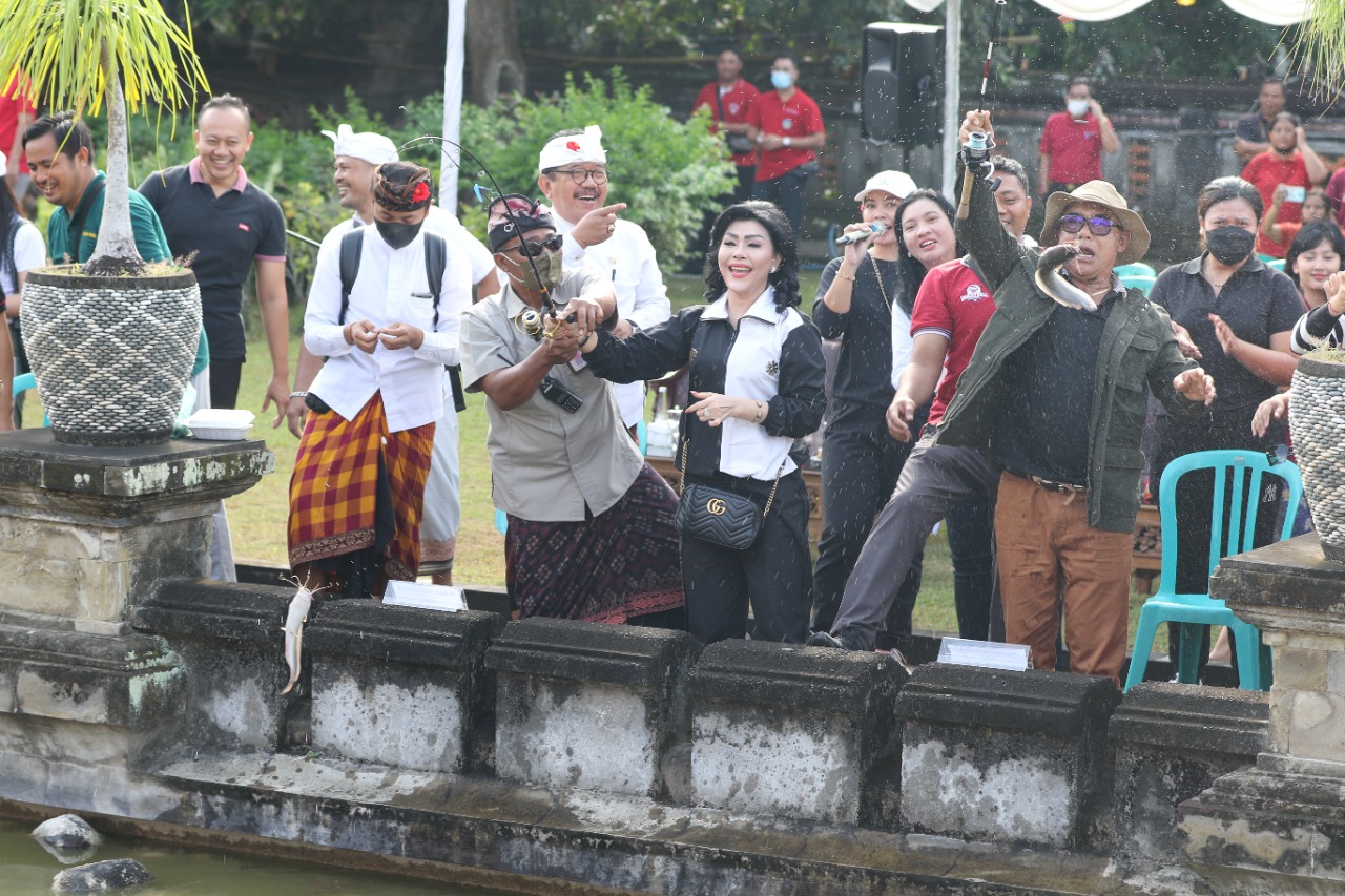 Peringati HUT RI dan Hari Jadi Provinsi Bali ke-64, DPRD Bali Gelar Lomba Mancin