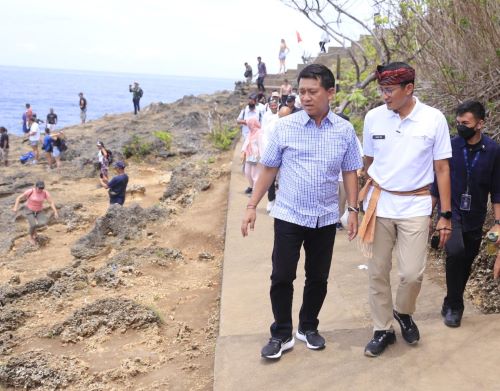 Menparekraf Kunjungi Nusa Penida, Bupati Suwirta Singgung Pembangunan Infrastruktur Jalan hingga Air