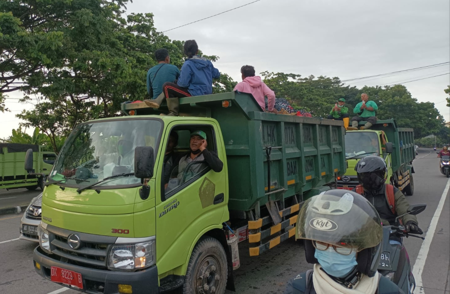 Kiriman Sampah dari Denpasar, Ratusan Pemulung Kais Rejeki di TPA Temesi