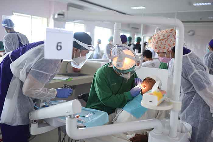 Pelayanan kesehatan gigi dan mulut program BKGN 2022. (Foto: istimewa)