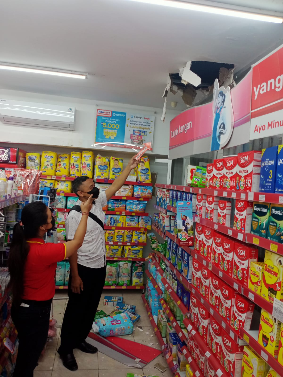 Toko Alfamart Jalan Raya Saba, Blahbatuh Digondol Maling