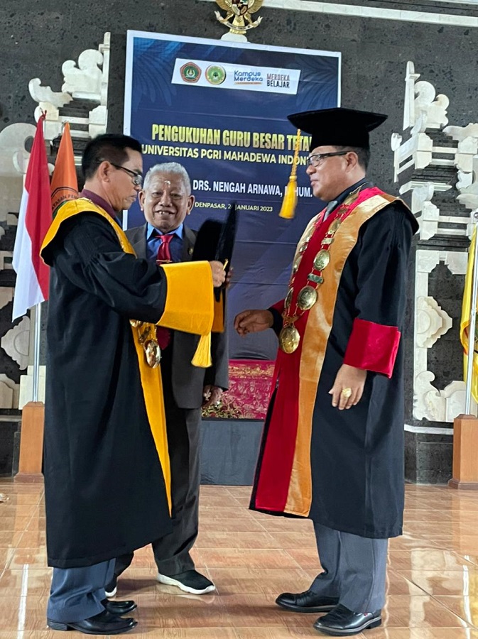 Guru besar UPMI