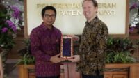 Sekda Terima Wakil Dubes (3)
