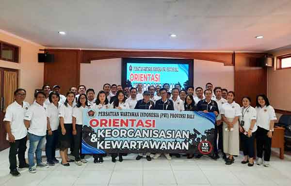 PWI Prov Bali Gelar OKK Tingkatkan SDM Wartawan Hasilkan Berita Berimbang
