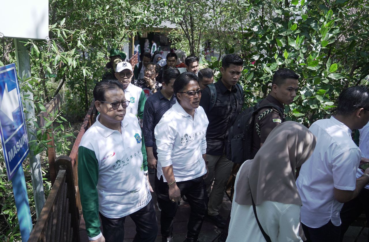 Bupati Giri Prasta : KRM Perkuat Kolaborasi Daerah Kelola Hutan Mangrove