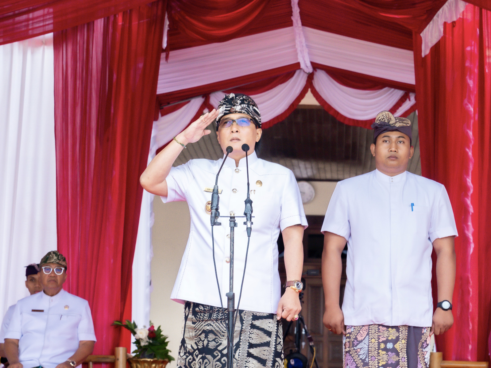 Bupati Giri Prasta : Kuatkan Semangat Persatuan Membangun Indonesia Raya