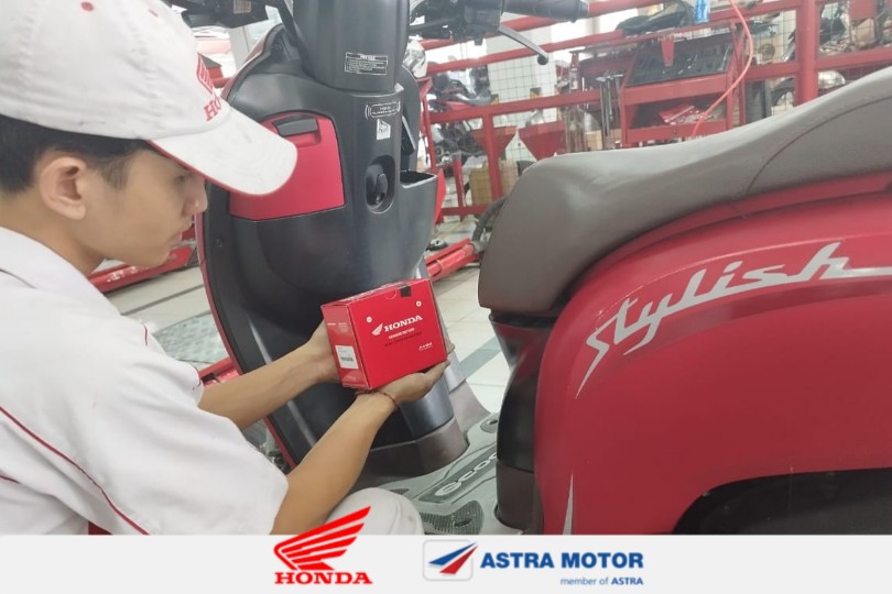 Menjadi Komponen Penting, Astra Motor Bali Beberkan Cara Merawat Aki Sepeda Motor Honda Agar Tetap Awet