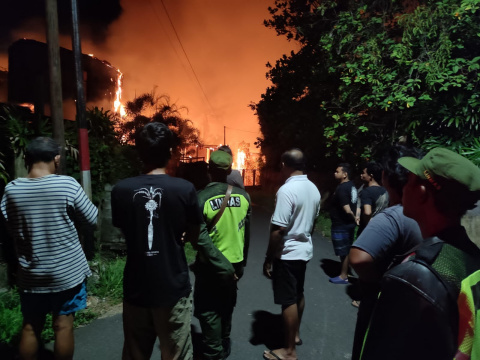 Kobaran Api Mengamuk di Villa Taman Ahimsa Cemagi, Tamu Dilanda Kepanikan