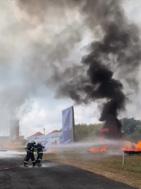 Bandara Ngurah Rai Gelar Latihan PKD ke 115, Simulasikan Pesawat Boeing Terbakar
