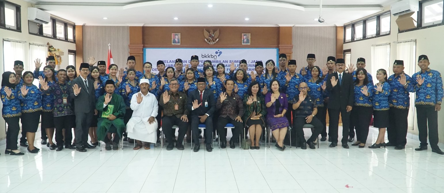 BKKBN Bali Lantik Puluhan PPPK dan Pejabat Fungsional