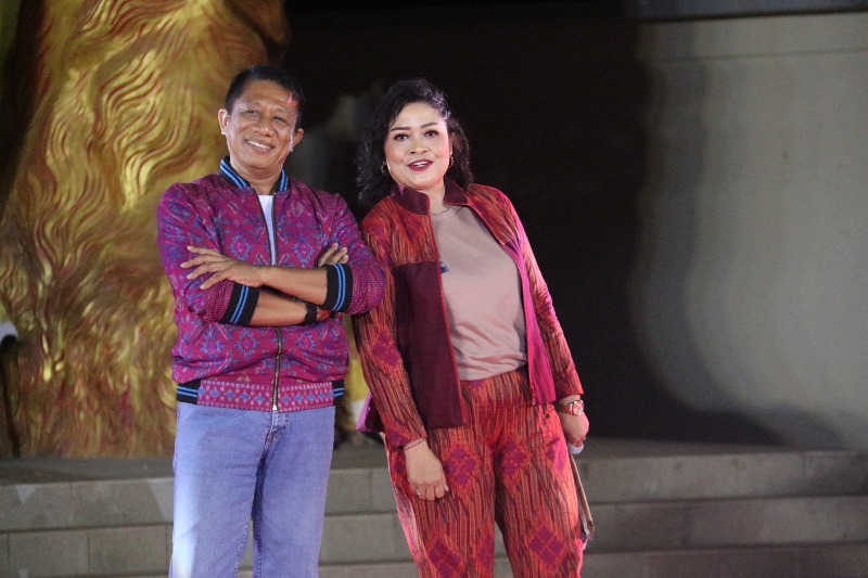 Fashion Show Endek Khas Buleleng Pukau Panggung BDF