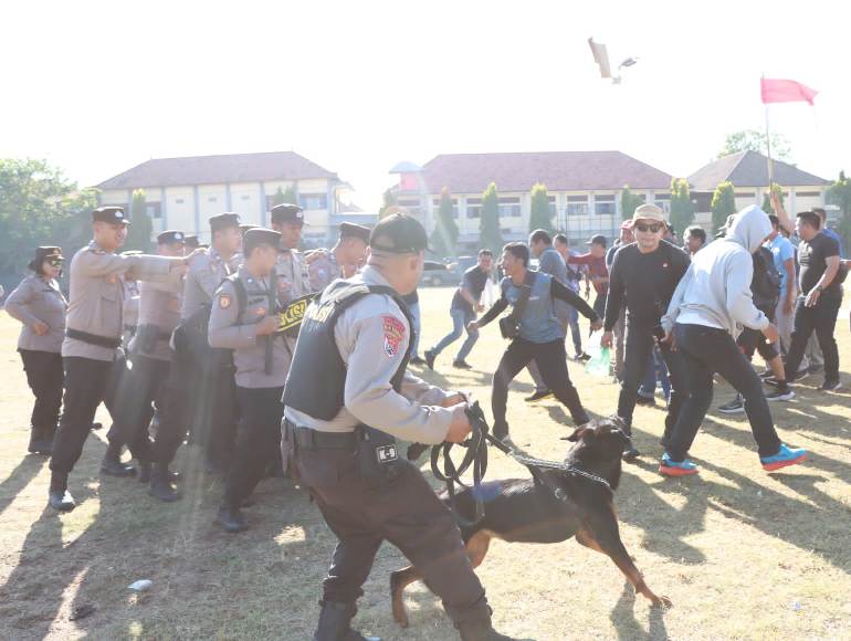 BULELENG, pelaksanaan simulasi yang dilakukan Mapolres Buleleng