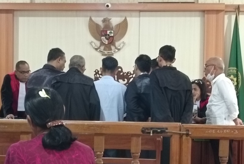 sidang dugaan pemalsuan silsilah