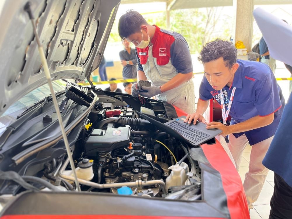 After Sales Service memegang peranan yang sangat penting untuk mendukung performa perusahaan dan menjaga kepuasan serta loyalitas pelanggan