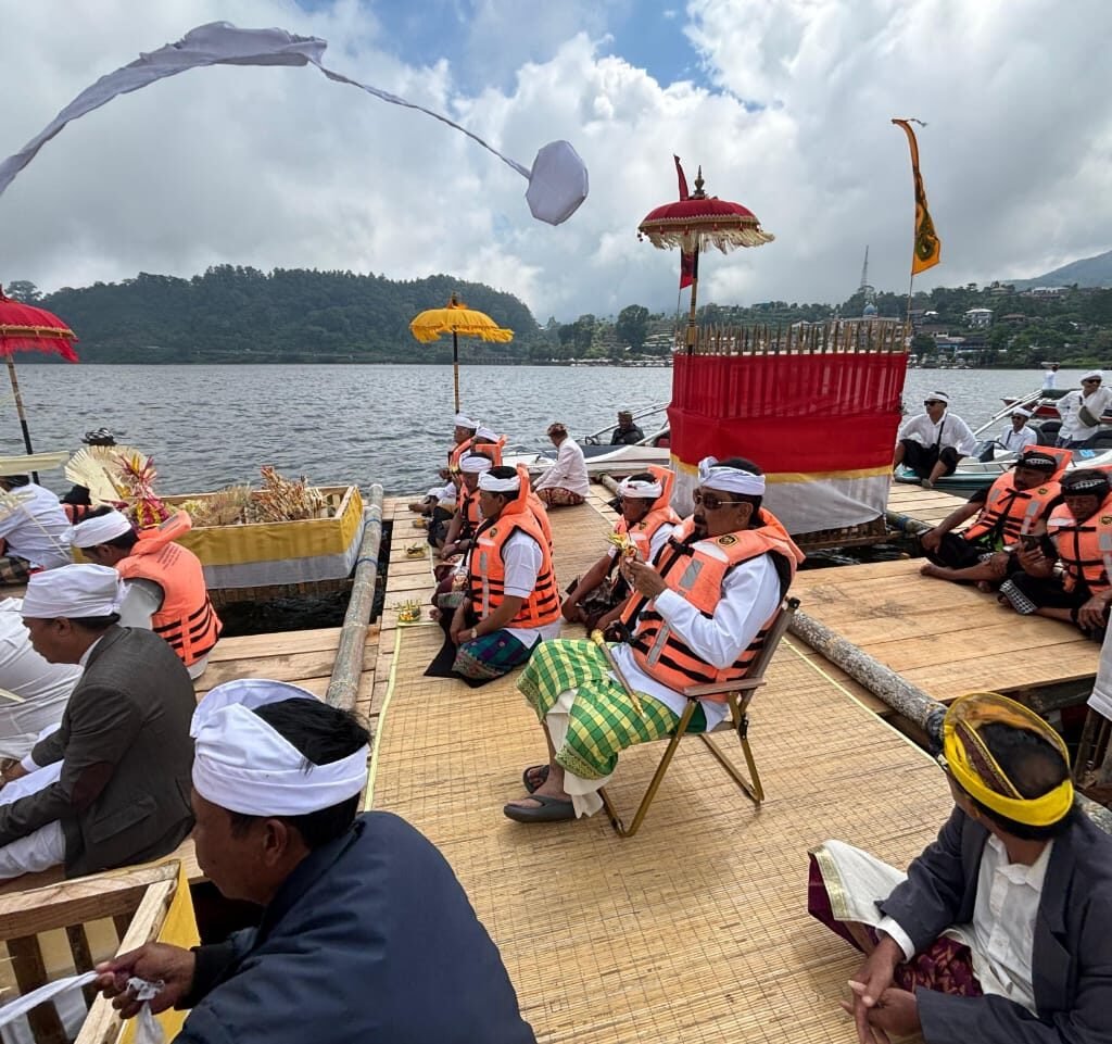 u10-IMG-20251102-WA0008