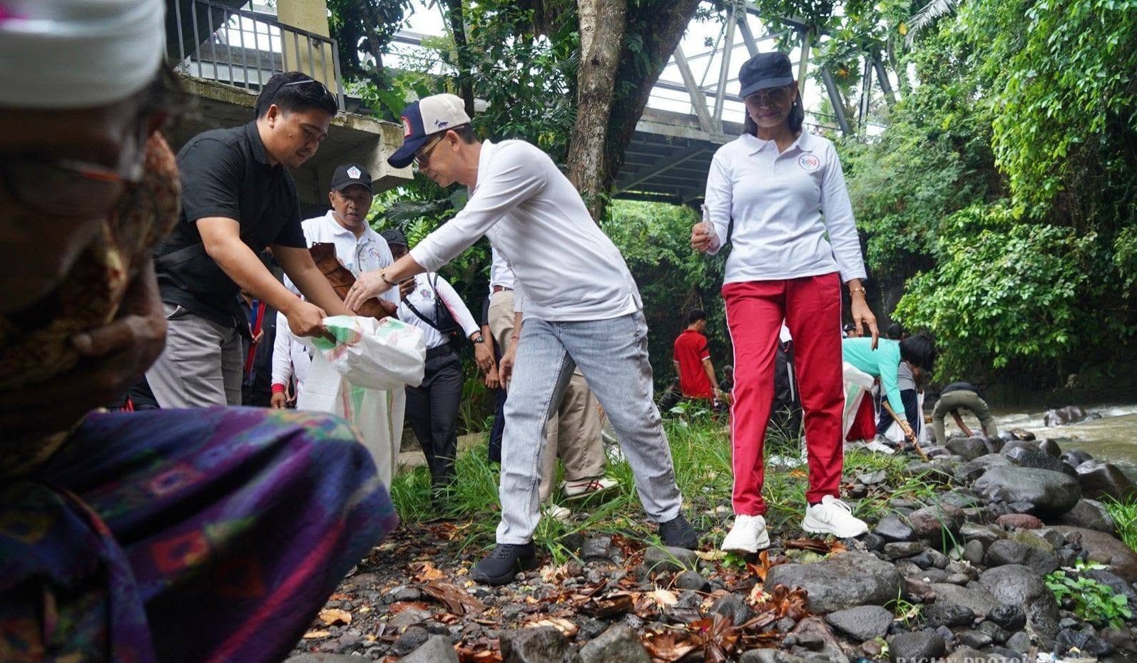 u21-FB_IMG_1762067436160