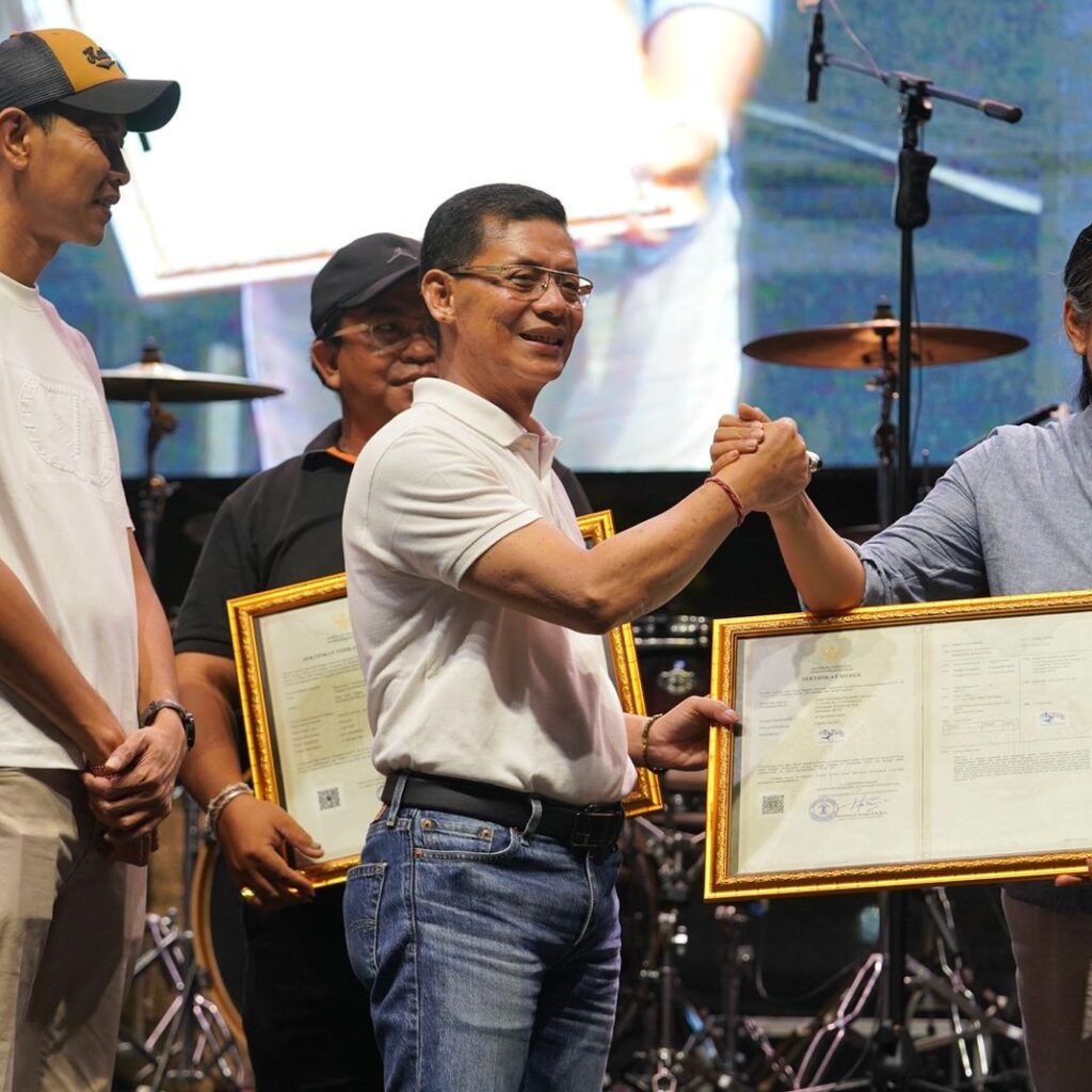 u21-IMG-20251109-WA0228