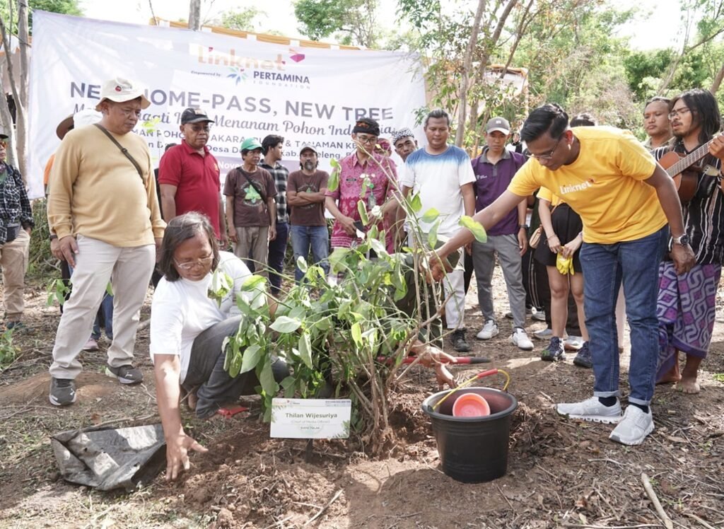u22-penanaman-pohon