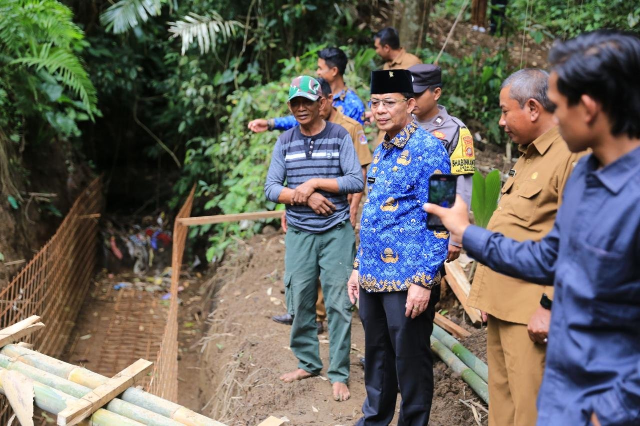 u21-IMG-20251201-WA0238