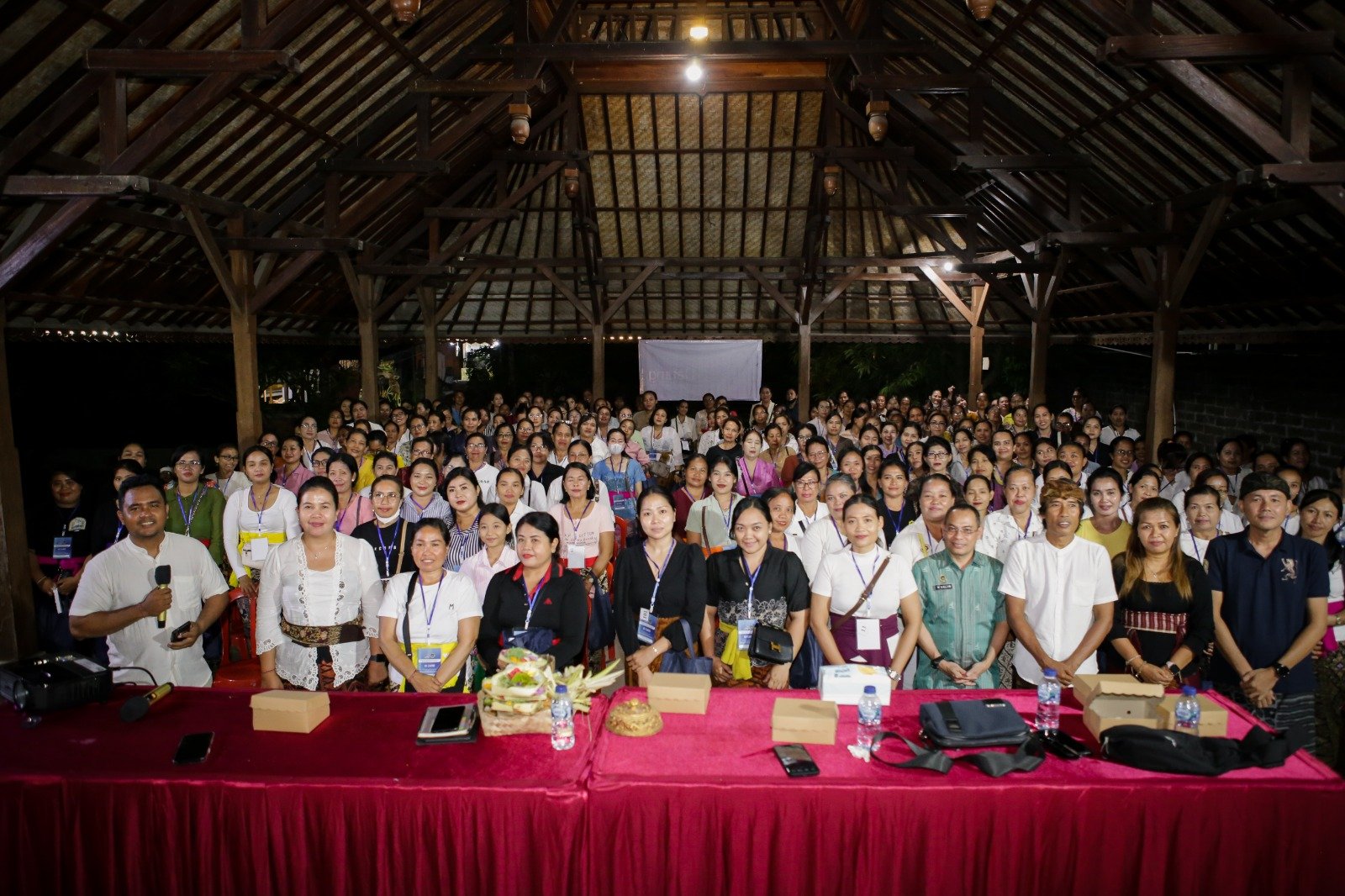 u3-c2fe5ff8-b8ad-475e-8840-d416c61117e8-1