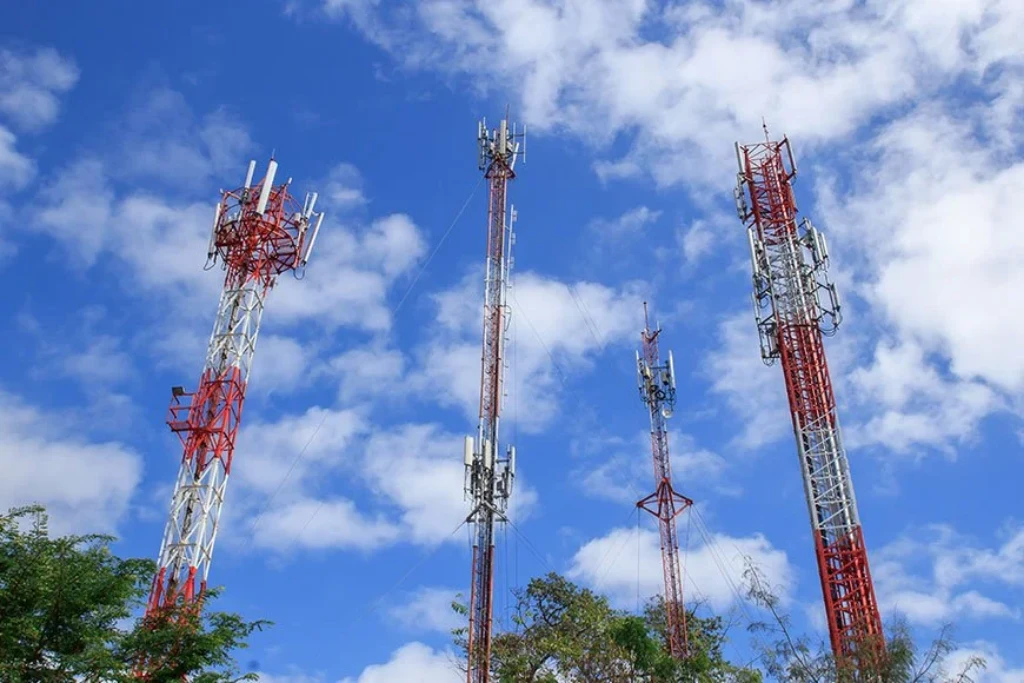 u5-17-Jenis-Jenis-Telco-Tower-Yang-Ada-di-Indonesia_DCT-2.jpg_copy_1024x683