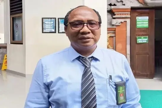 u5-u5-Wayan-Suarta-2139402180-3695051006