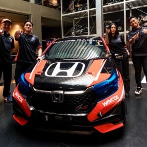 Honda Racing Indonesia (HRI) resmi membuka musim balap 2026 dengan memperkenalkan line-up pembalap, identitas visual baru, serta langkah regenerasi talenta muda melalui HRI Team Management dalam press conference yang digelar di Honda Culture at Vault Automotive Museum, Jakarta.