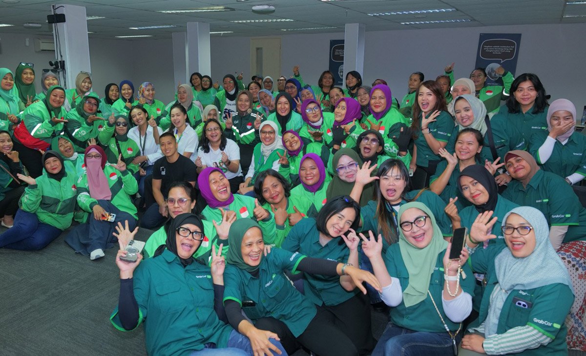 Antusiasme para Mitra Pengemudi perempuan dalam mengikuti rangkaian kegiatan NGERUMPI 2026 yang menghadirkan berbagai pelatihan untuk pengembangan diri, mulai dari workshop perlindungan diri hingga kelas berbahasa asing.