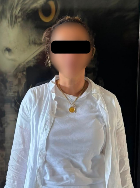 1000893490
