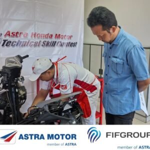 Gunakan-Honda-BeAT-terbaru-Astra-Motor-Bali-uji-ketangkasan-teknisi-dan-service-advisor