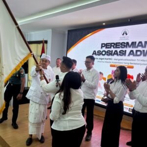 Prosesi-pelantikan-pengurus-ADWITI-oleh-Anggota-DPD-RI-Provinsi-Bali-Dr.-Shri-I-Gusti-Ngurah-Arya-Wedakarna