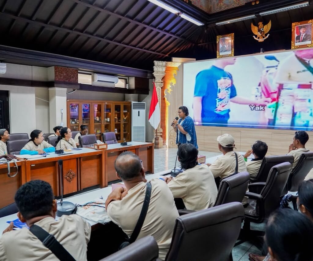 ITDC-gelar-pelatihan-wirausaha-pedagang-pantai-di-The-Nusa-Dua