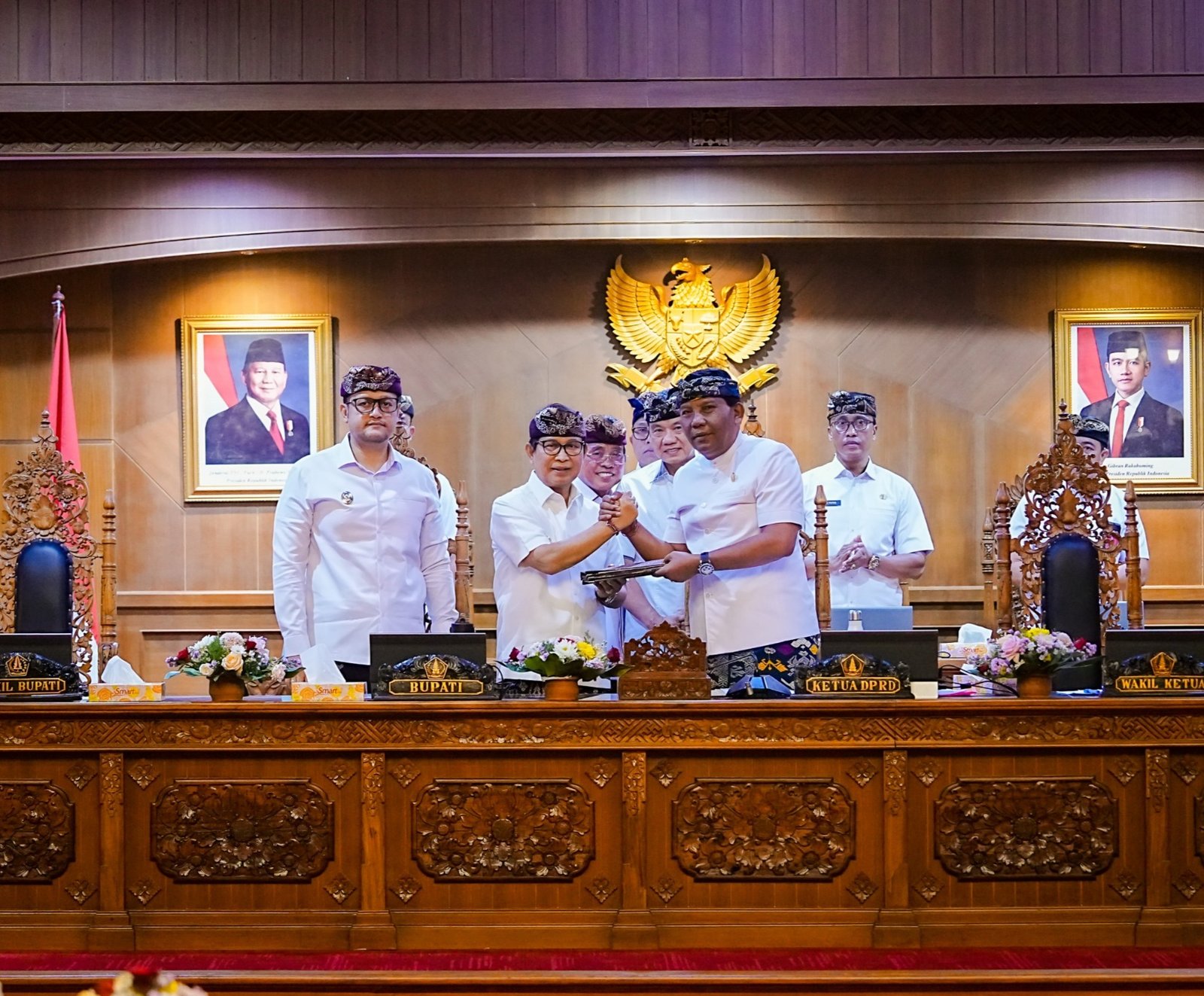 Rapat-Paripurna-DPRD-1